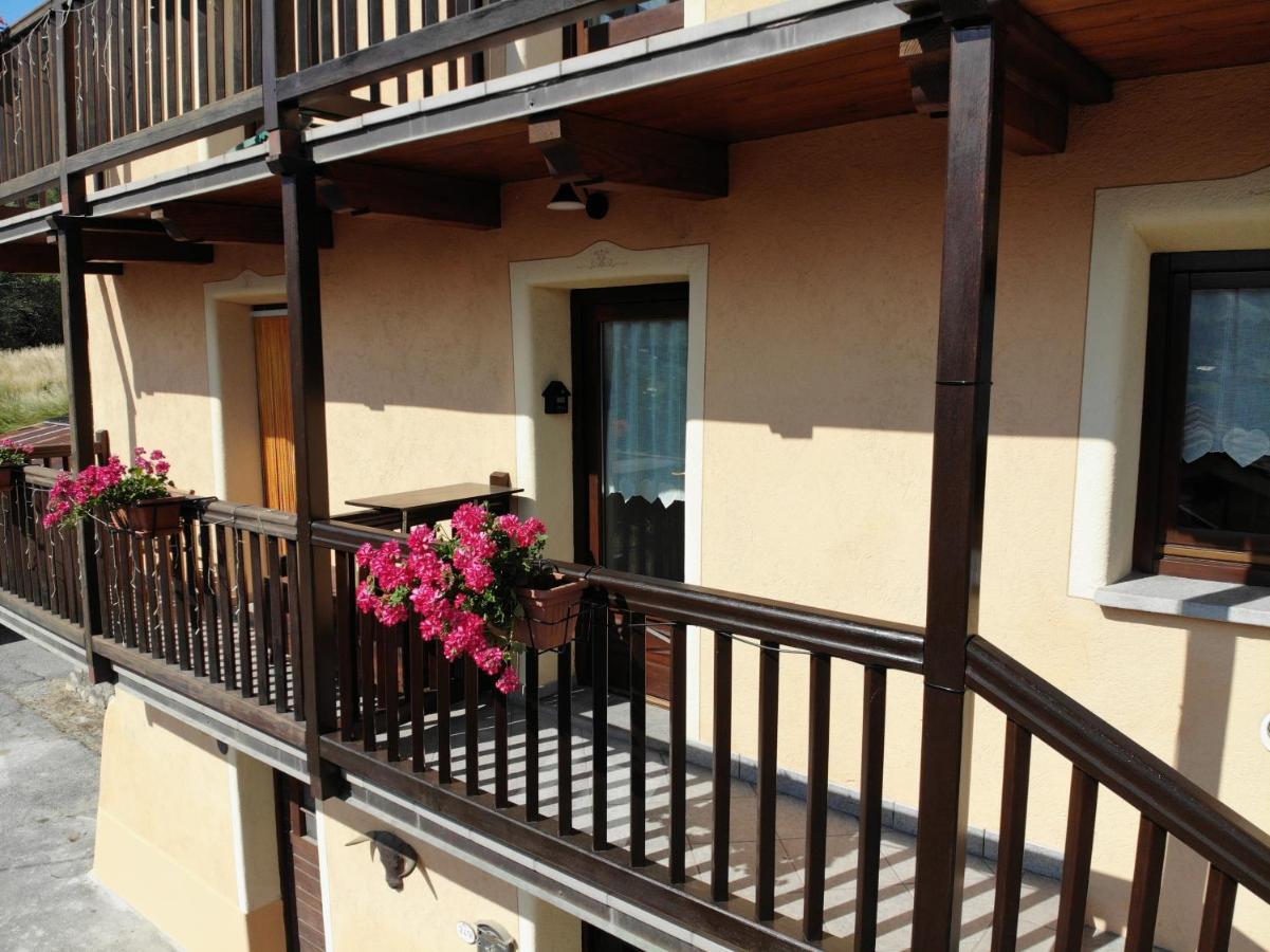 Grenier Du Coeur Apartamento Aosta Exterior foto
