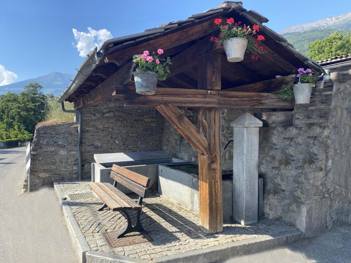 Grenier Du Coeur Apartamento Aosta Exterior foto